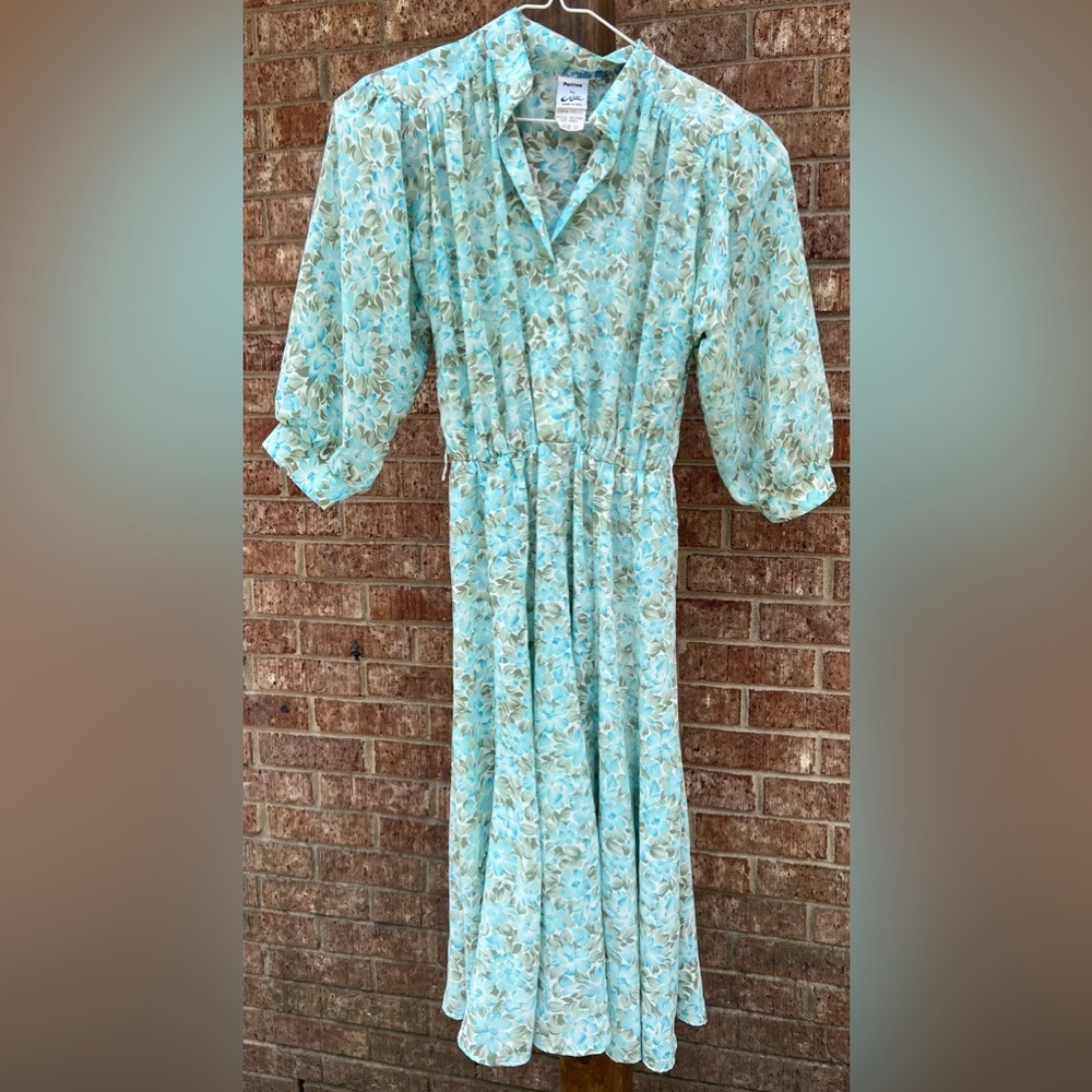 Vintage floral dress‎